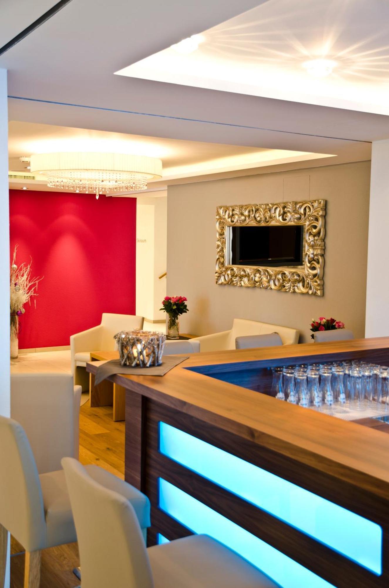 Hotel Garni Alpenland 4*